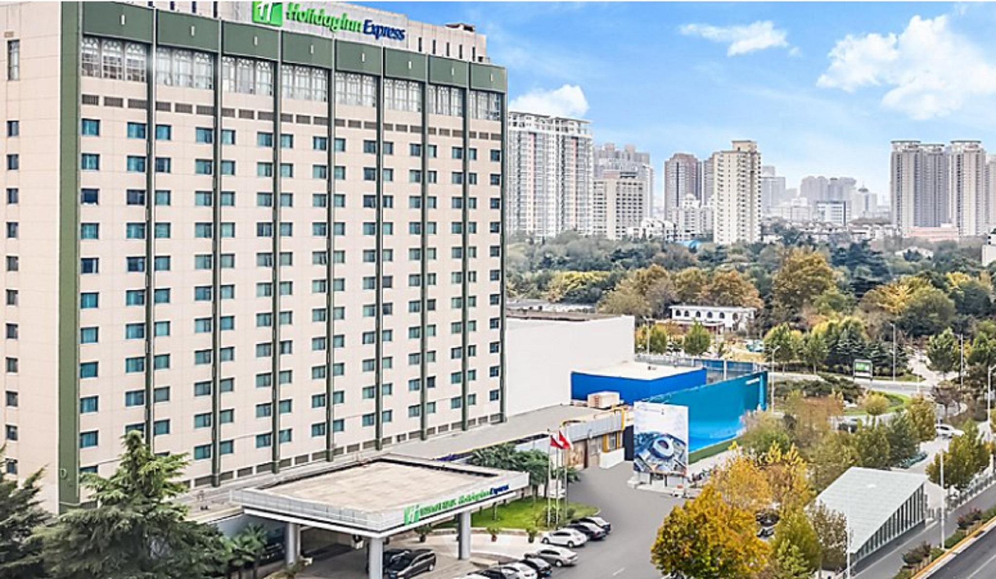 Holiday Inn Express Zhengzhou Zhongzhou By Ihg Exterior foto